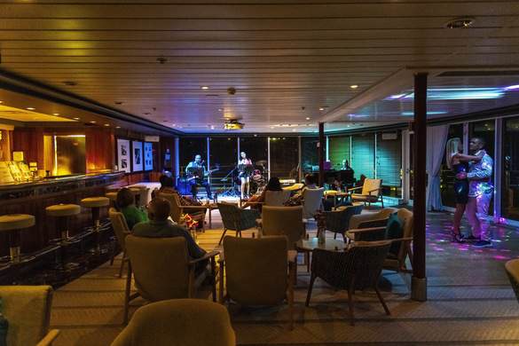 Paul Gauguin Cruises MS Paul Gauguin La Palette 5 ©Paul Gauguin Cruises.jpg